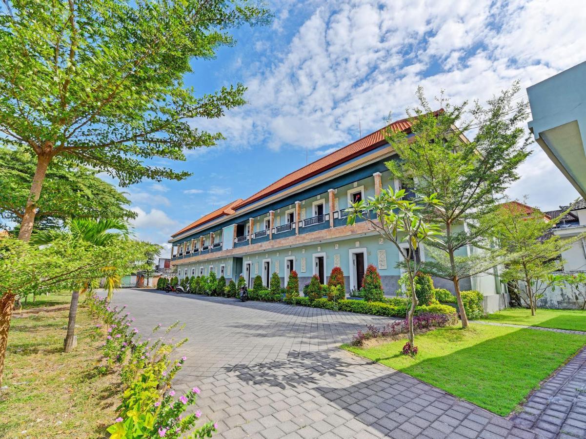 Capital O 91410 Matara Kuta Residence BALI Buitenkant foto